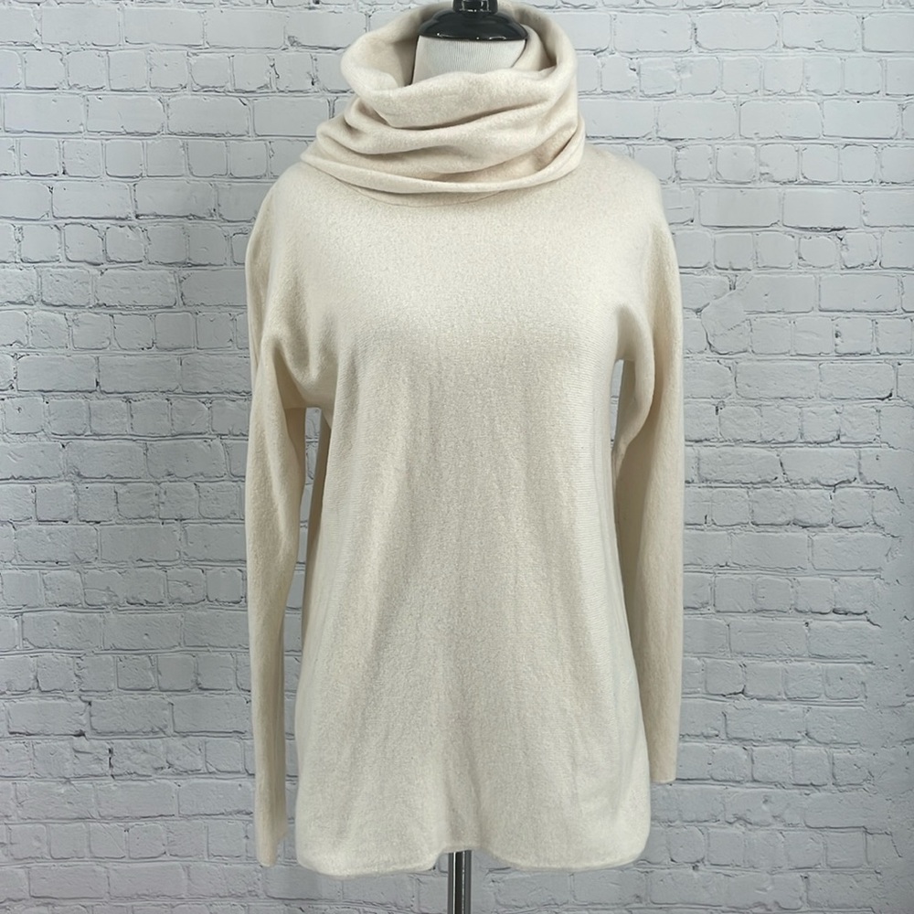 Vince Large 70% Wool 30% Cashmere Long Sleeve Sweater